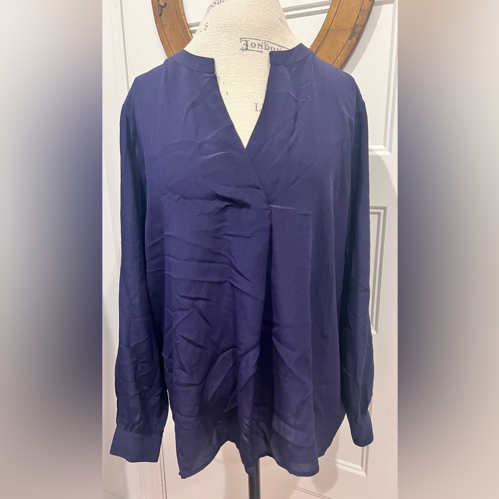 Lucky navy blouse size XL, buttons down back